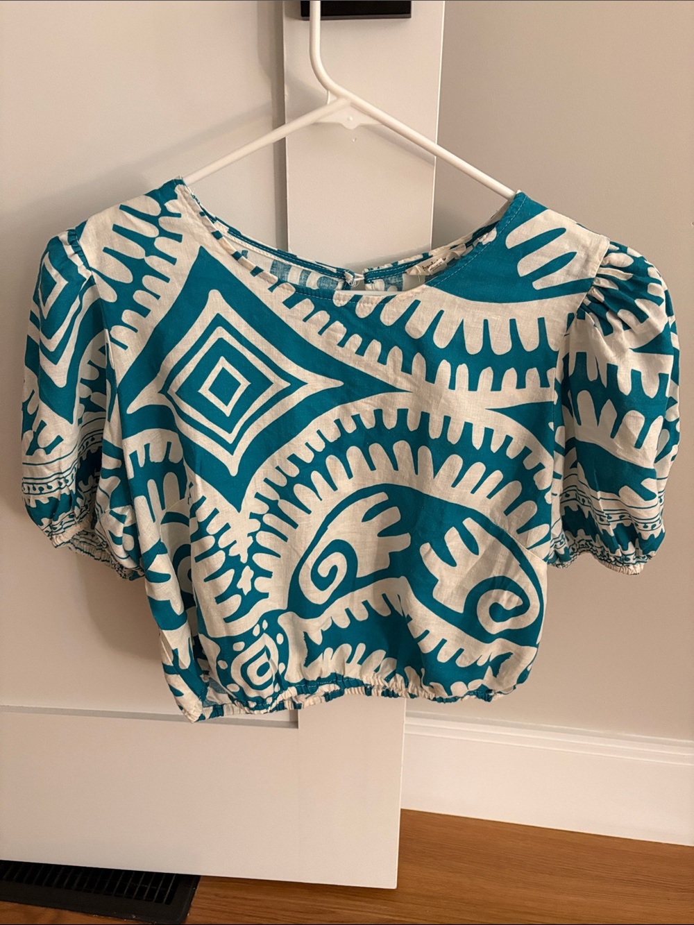 Haute Hippie Teal and White Puff-Sleeve Crop Top